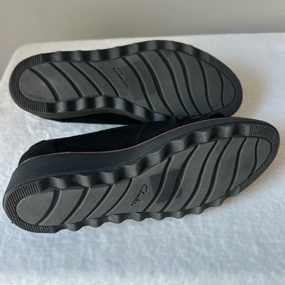 Clarks Black Velvet Loafers - Picture 7 of 7